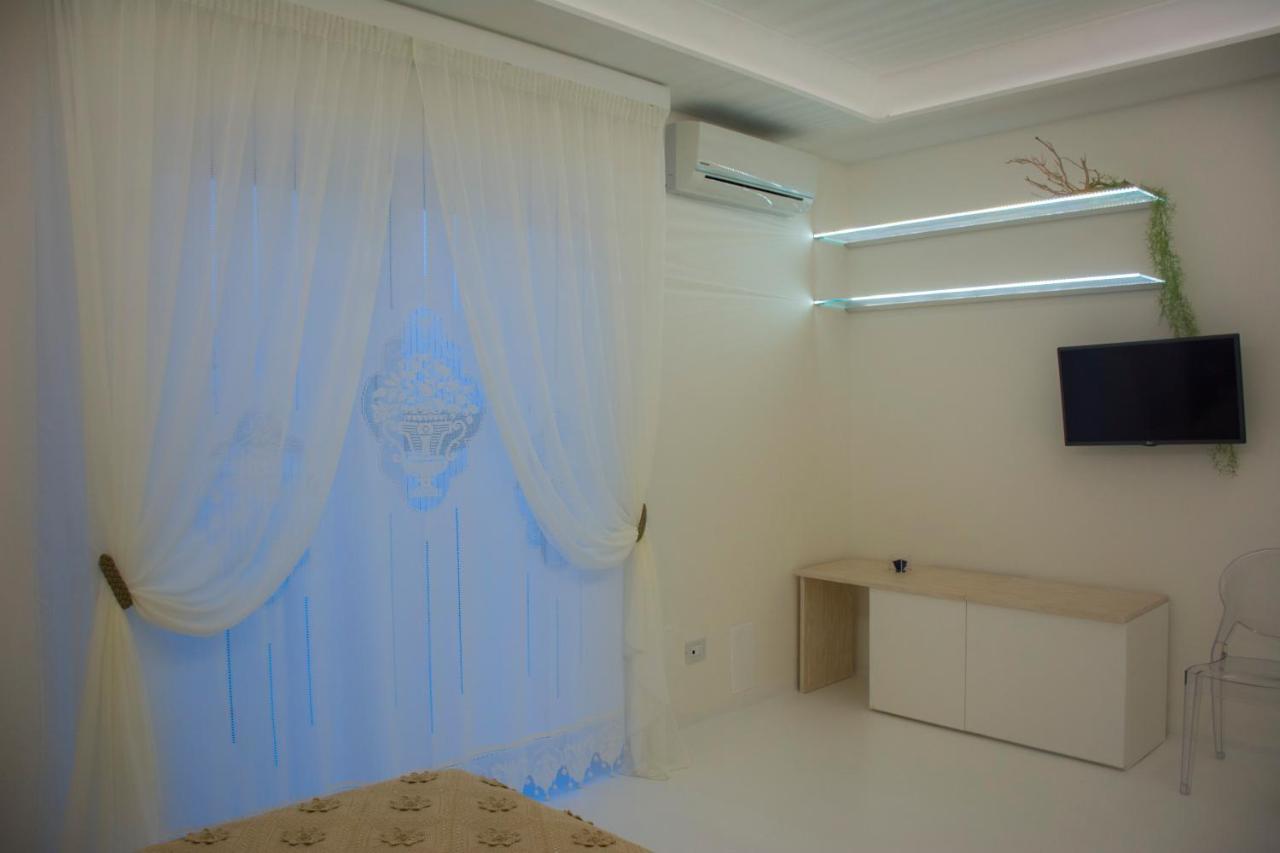 Valentino Luxury Room Porto Cesareo Luaran gambar